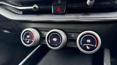 Skoda Superb 2.0 TDI SE Technology 5dr DSG Diesel Estate